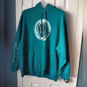 Nike Sportswear Graphic Pullover Hoodie